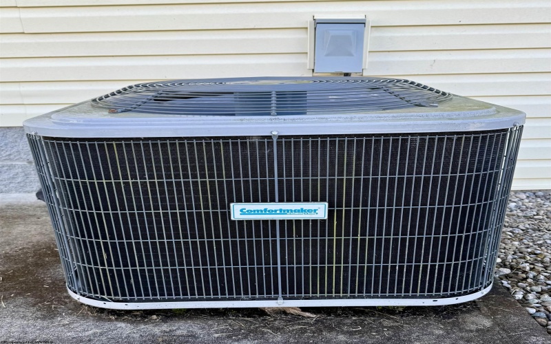 1703 Union Street, Fairmont, West Virginia 26554, 4 Bedrooms Bedrooms, 7 Rooms Rooms,2 BathroomsBathrooms,Single Family Detached,For Sale,Union,10163774