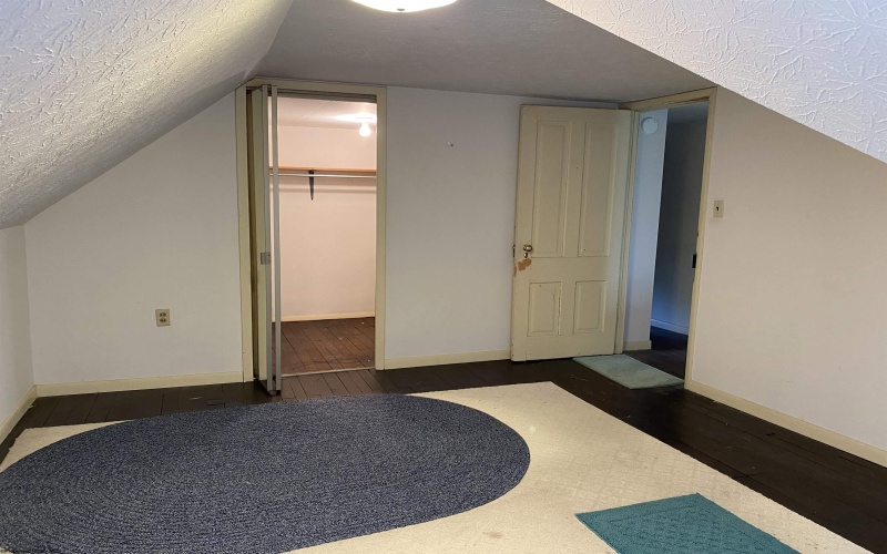 28 Central Avenue, Buckhannon, West Virginia 26201-4033, 5 Bedrooms Bedrooms, 10 Rooms Rooms,2 BathroomsBathrooms,Single Family Detached,For Sale,Central,10163778