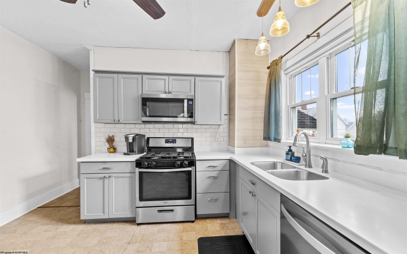 524 Melrose Street, Morgantown, West Virginia 26505, 3 Bedrooms Bedrooms, 6 Rooms Rooms,1 BathroomBathrooms,Single Family Detached,For Sale,Melrose,10163773 524 Melrose Street, Morgantown, West Virginia 26505, 3 Bedrooms Bedrooms, 6 Rooms Rooms,1 BathroomBathrooms,Single Family Detached,For Sale,Melrose,10163773