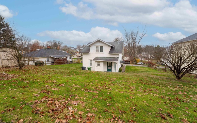 524 Melrose Street, Morgantown, West Virginia 26505, 3 Bedrooms Bedrooms, 6 Rooms Rooms,1 BathroomBathrooms,Single Family Detached,For Sale,Melrose,10163773 524 Melrose Street, Morgantown, West Virginia 26505, 3 Bedrooms Bedrooms, 6 Rooms Rooms,1 BathroomBathrooms,Single Family Detached,For Sale,Melrose,10163773