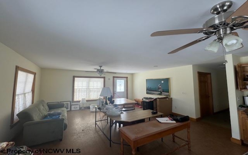 312 Galilee Road, Bruceton Mills, West Virginia 26525, 4 Bedrooms Bedrooms, 10 Rooms Rooms,3 BathroomsBathrooms,Single Family Detached,For Sale,Galilee,10163784