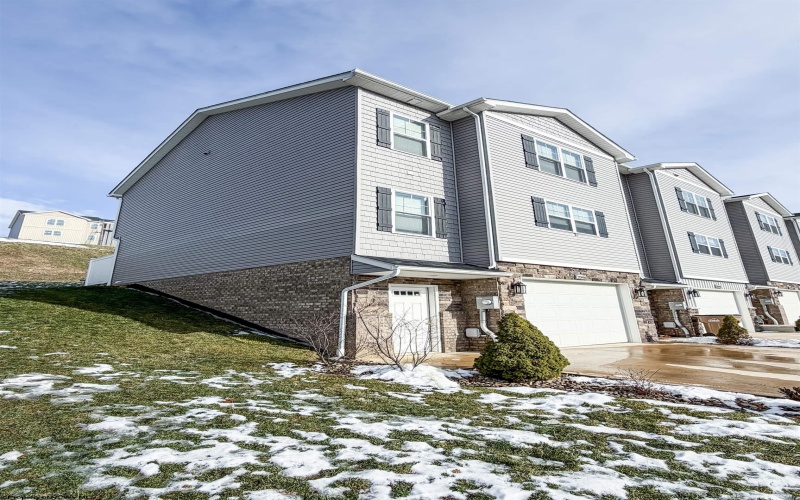 2046 Mountain Ash Lane, Morgantown, West Virginia 26501, 3 Bedrooms Bedrooms, 7 Rooms Rooms,3 BathroomsBathrooms,Residential Rentals,For Rent,Mountain Ash,10163789 2046 Mountain Ash Lane, Morgantown, West Virginia 26501, 3 Bedrooms Bedrooms, 7 Rooms Rooms,3 BathroomsBathrooms,Residential Rentals,For Rent,Mountain Ash,10163789