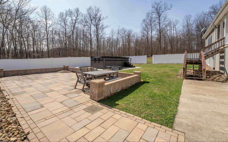 356 Sturgiss School Road, Masontown, West Virginia 26542, 5 Bedrooms Bedrooms, 12 Rooms Rooms,3 BathroomsBathrooms,Single Family Detached,For Sale,Sturgiss School,10163796