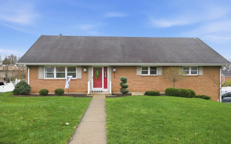 118 Ridgeway Drive, Bridgeport, West Virginia 26330, 5 Bedrooms Bedrooms, 10 Rooms Rooms,3 BathroomsBathrooms,Single Family Detached,For Sale,Ridgeway,10163788 118 Ridgeway Drive, Bridgeport, West Virginia 26330, 5 Bedrooms Bedrooms, 10 Rooms Rooms,3 BathroomsBathrooms,Single Family Detached,For Sale,Ridgeway,10163788