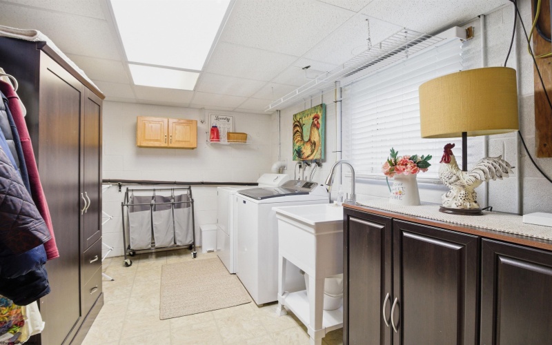 118 Ridgeway Drive, Bridgeport, West Virginia 26330, 5 Bedrooms Bedrooms, 10 Rooms Rooms,3 BathroomsBathrooms,Single Family Detached,For Sale,Ridgeway,10163788 118 Ridgeway Drive, Bridgeport, West Virginia 26330, 5 Bedrooms Bedrooms, 10 Rooms Rooms,3 BathroomsBathrooms,Single Family Detached,For Sale,Ridgeway,10163788