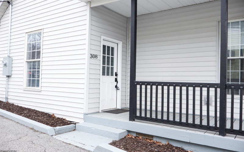 308 Wilson Street, Fairmont, West Virginia 26554, 3 Bedrooms Bedrooms, 6 Rooms Rooms,2 BathroomsBathrooms,Single Family Detached,For Sale,Wilson,10163790