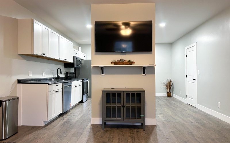 308 Wilson Street, Fairmont, West Virginia 26554, 3 Bedrooms Bedrooms, 6 Rooms Rooms,2 BathroomsBathrooms,Single Family Detached,For Sale,Wilson,10163790