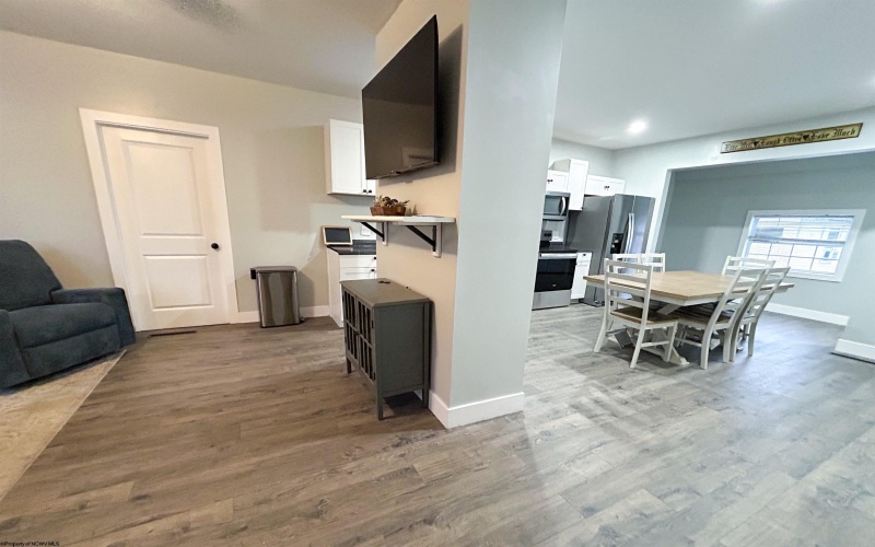 308 Wilson Street, Fairmont, West Virginia 26554, 3 Bedrooms Bedrooms, 6 Rooms Rooms,2 BathroomsBathrooms,Single Family Detached,For Sale,Wilson,10163790