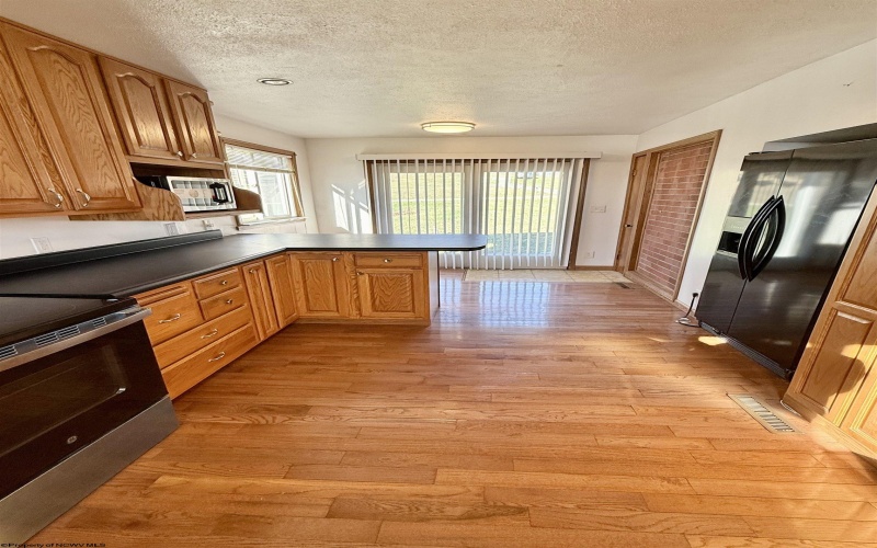 1634 Kingwood Pike, Morgantown, West Virginia 26508, 3 Bedrooms Bedrooms, 8 Rooms Rooms,3 BathroomsBathrooms,Single Family Detached,For Sale,Kingwood,10163795