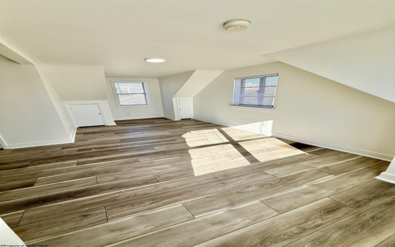 1634 Kingwood Pike, Morgantown, West Virginia 26508, 3 Bedrooms Bedrooms, 8 Rooms Rooms,3 BathroomsBathrooms,Single Family Detached,For Sale,Kingwood,10163795