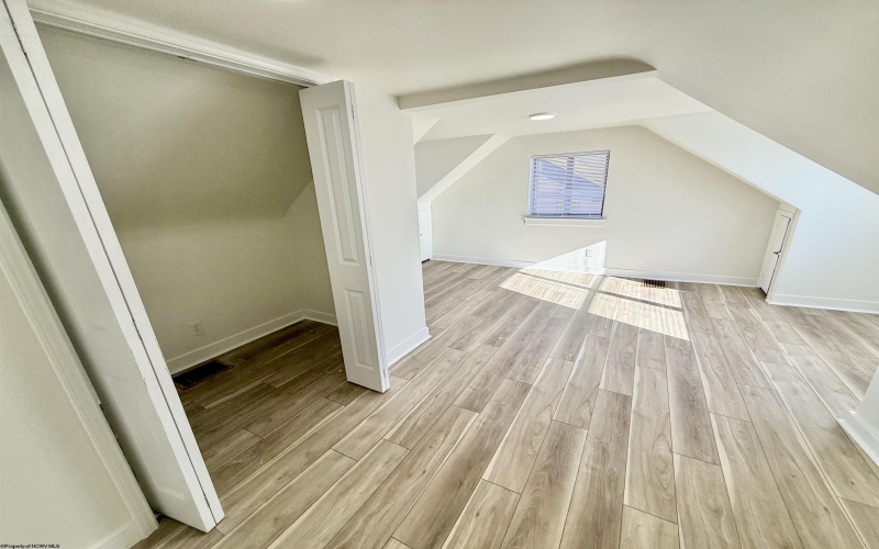 1634 Kingwood Pike, Morgantown, West Virginia 26508, 3 Bedrooms Bedrooms, 8 Rooms Rooms,3 BathroomsBathrooms,Single Family Detached,For Sale,Kingwood,10163795