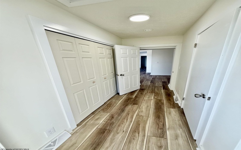 1634 Kingwood Pike, Morgantown, West Virginia 26508, 3 Bedrooms Bedrooms, 8 Rooms Rooms,3 BathroomsBathrooms,Single Family Detached,For Sale,Kingwood,10163795