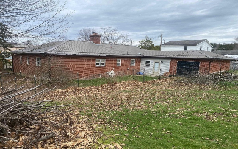 111 Ervin Lane, Elkins, West Virginia 26241, 3 Bedrooms Bedrooms, 7 Rooms Rooms,2 BathroomsBathrooms,Single Family Detached,For Sale,Ervin,10163794