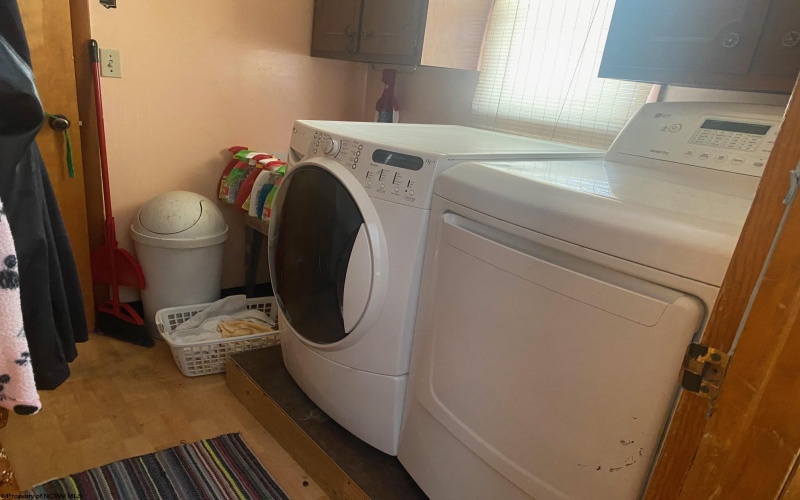 111 Ervin Lane, Elkins, West Virginia 26241, 3 Bedrooms Bedrooms, 7 Rooms Rooms,2 BathroomsBathrooms,Single Family Detached,For Sale,Ervin,10163794