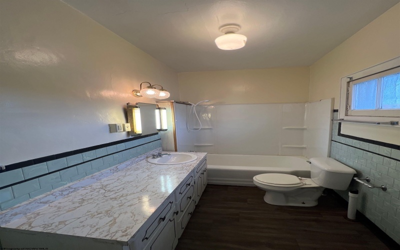 9 Garrison Street, Westover, West Virginia 26501, 3 Bedrooms Bedrooms, 9 Rooms Rooms,2 BathroomsBathrooms,Single Family Detached,For Sale,Garrison,10149215