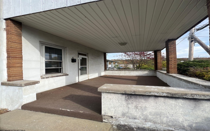 9 Garrison Street, Westover, West Virginia 26501, 3 Bedrooms Bedrooms, 9 Rooms Rooms,2 BathroomsBathrooms,Single Family Detached,For Sale,Garrison,10149215