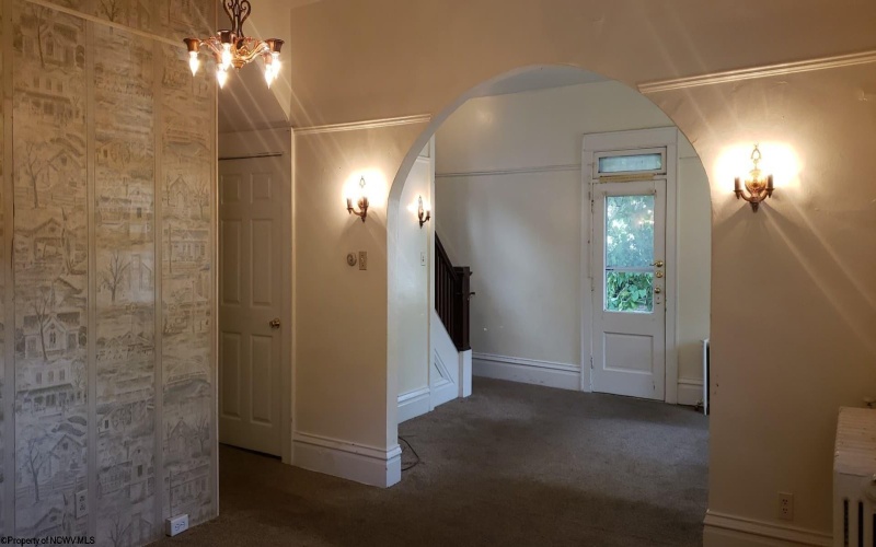 9 Garrison Street, Westover, West Virginia 26501, 3 Bedrooms Bedrooms, 9 Rooms Rooms,2 BathroomsBathrooms,Single Family Detached,For Sale,Garrison,10149215