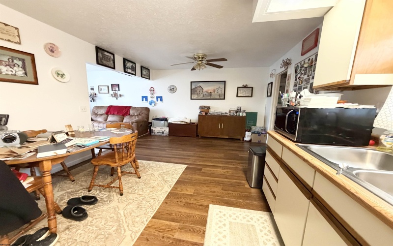 38 Cliffside Drive, Morgantown, West Virginia 26501, 2 Bedrooms Bedrooms, 4 Rooms Rooms,1 BathroomBathrooms,Single Family Attached,For Sale,Cliffside,10163803