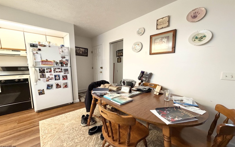 38 Cliffside Drive, Morgantown, West Virginia 26501, 2 Bedrooms Bedrooms, 4 Rooms Rooms,1 BathroomBathrooms,Single Family Attached,For Sale,Cliffside,10163803