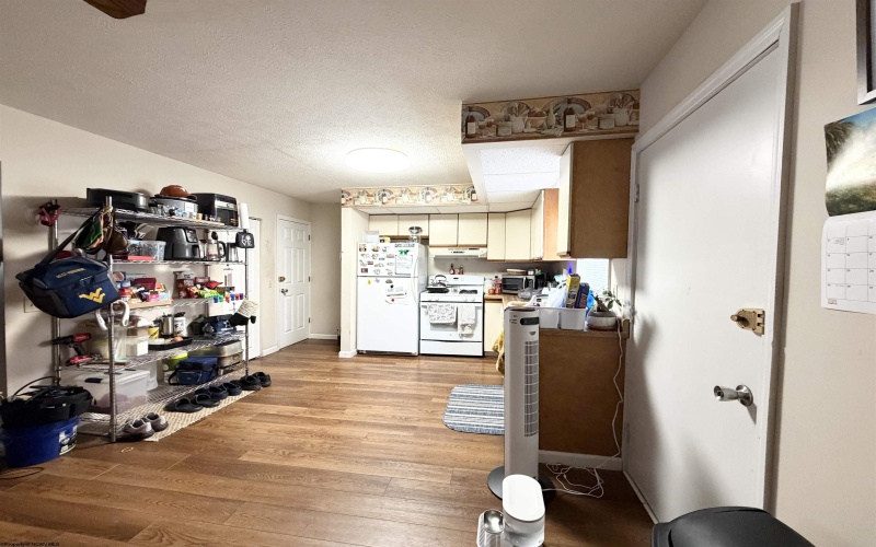 38 Cliffside Drive, Morgantown, West Virginia 26501, 2 Bedrooms Bedrooms, 4 Rooms Rooms,1 BathroomBathrooms,Single Family Attached,For Sale,Cliffside,10163804