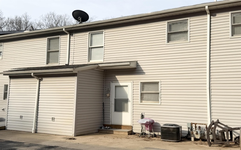 38-2 Cliffside Drive, Morgantown, West Virginia 26501, 2 Bedrooms Bedrooms, 4 Rooms Rooms,1 BathroomBathrooms,Single Family Attached,For Sale,Cliffside,10163804