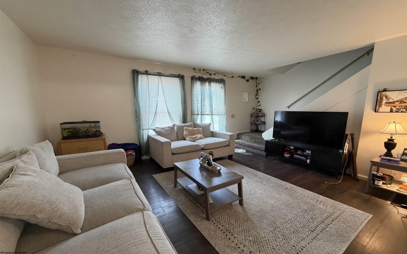 38 Cliffside Drive, Morgantown, West Virginia 26501, 2 Bedrooms Bedrooms, 4 Rooms Rooms,1 BathroomBathrooms,Single Family Attached,For Sale,Cliffside,10163807 38 Cliffside Drive, Morgantown, West Virginia 26501, 2 Bedrooms Bedrooms, 4 Rooms Rooms,1 BathroomBathrooms,Single Family Attached,For Sale,Cliffside,10163807