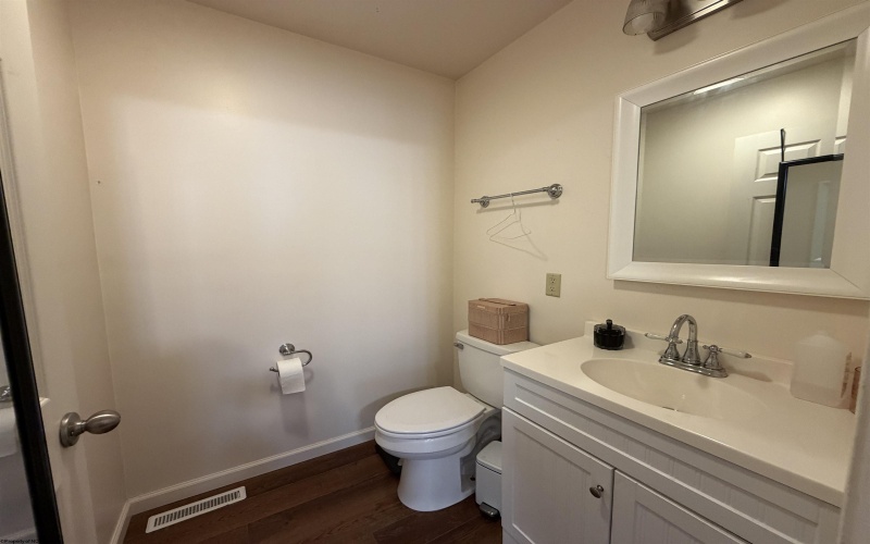 38 Cliffside Drive, Morgantown, West Virginia 26501, 2 Bedrooms Bedrooms, 4 Rooms Rooms,1 BathroomBathrooms,Single Family Attached,For Sale,Cliffside,10163807 38 Cliffside Drive, Morgantown, West Virginia 26501, 2 Bedrooms Bedrooms, 4 Rooms Rooms,1 BathroomBathrooms,Single Family Attached,For Sale,Cliffside,10163807