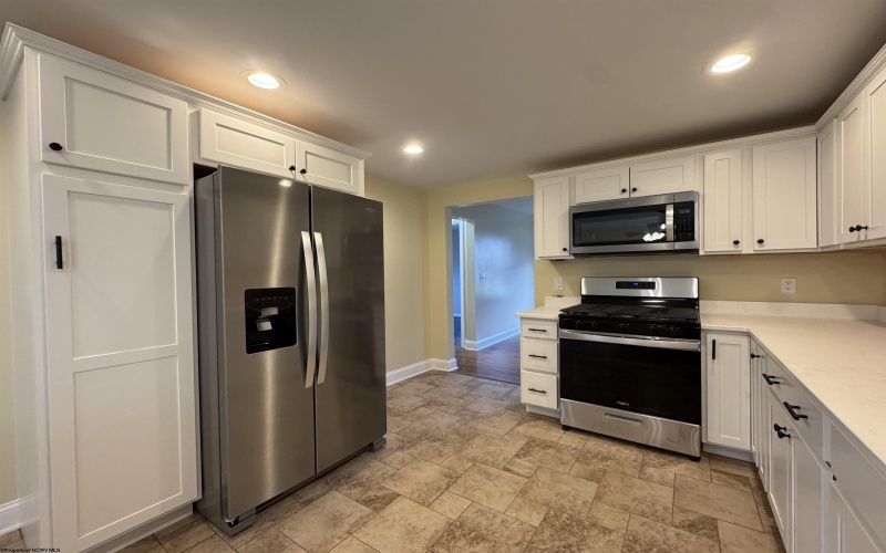 110 Sunshine Way, Fairmont, West Virginia 26554, 3 Bedrooms Bedrooms, 7 Rooms Rooms,2 BathroomsBathrooms,Single Family Detached,For Sale,Sunshine,10163800