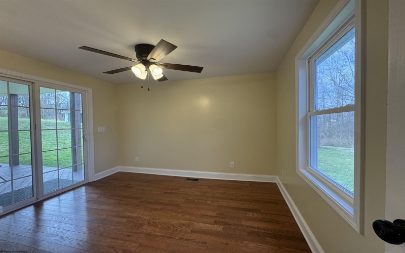 110 Sunshine Way, Fairmont, West Virginia 26554, 3 Bedrooms Bedrooms, 7 Rooms Rooms,2 BathroomsBathrooms,Single Family Detached,For Sale,Sunshine,10163800