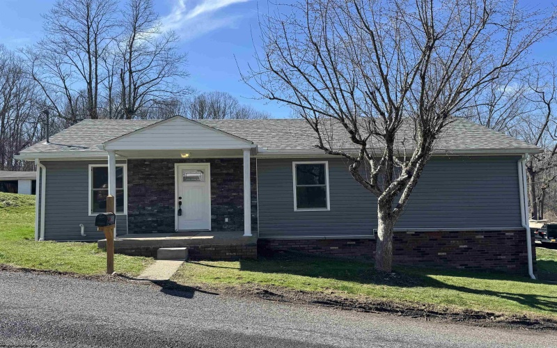 110 Sunshine Way, Fairmont, West Virginia 26554, 3 Bedrooms Bedrooms, 7 Rooms Rooms,2 BathroomsBathrooms,Single Family Detached,For Sale,Sunshine,10163800