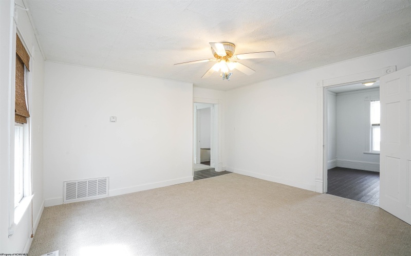 208 Jefferson Street, Mannington, West Virginia 26582, 2 Bedrooms Bedrooms, 5 Rooms Rooms,1 BathroomBathrooms,Single Family Detached,For Sale,Jefferson,10163819