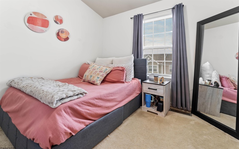 143 Tee Drive, Maidsville, West Virginia 26541, 3 Bedrooms Bedrooms, 6 Rooms Rooms,2 BathroomsBathrooms,Single Family Attached,For Sale,Tee,10163810