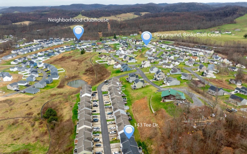 143 Tee Drive, Maidsville, West Virginia 26541, 3 Bedrooms Bedrooms, 6 Rooms Rooms,2 BathroomsBathrooms,Single Family Attached,For Sale,Tee,10163810