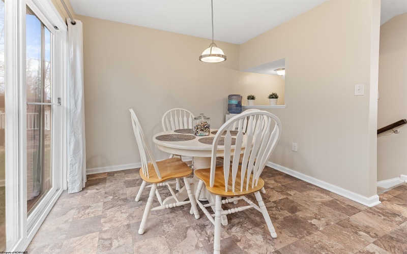 143 Tee Drive, Maidsville, West Virginia 26541, 3 Bedrooms Bedrooms, 6 Rooms Rooms,2 BathroomsBathrooms,Single Family Attached,For Sale,Tee,10163810