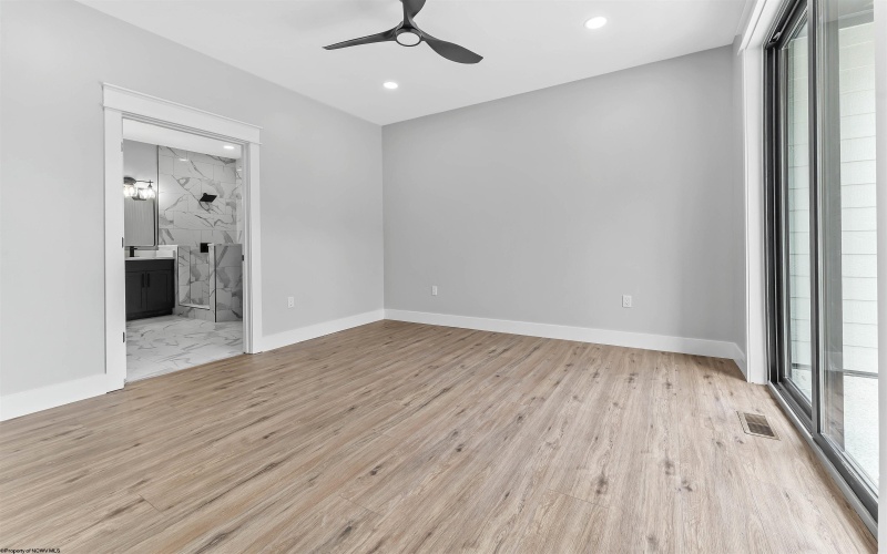 118 Tivoli Garden Drive, Morgantown, West Virginia 26508, 4 Bedrooms Bedrooms, 9 Rooms Rooms,4 BathroomsBathrooms,Single Family Attached,For Sale,Tivoli Garden,10163813