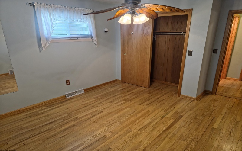 103 Williams Avenue, Kingwood, West Virginia 26537, 3 Bedrooms Bedrooms, 8 Rooms Rooms,2 BathroomsBathrooms,Single Family Detached,For Sale,Williams,10163818 103 Williams Avenue, Kingwood, West Virginia 26537, 3 Bedrooms Bedrooms, 8 Rooms Rooms,2 BathroomsBathrooms,Single Family Detached,For Sale,Williams,10163818