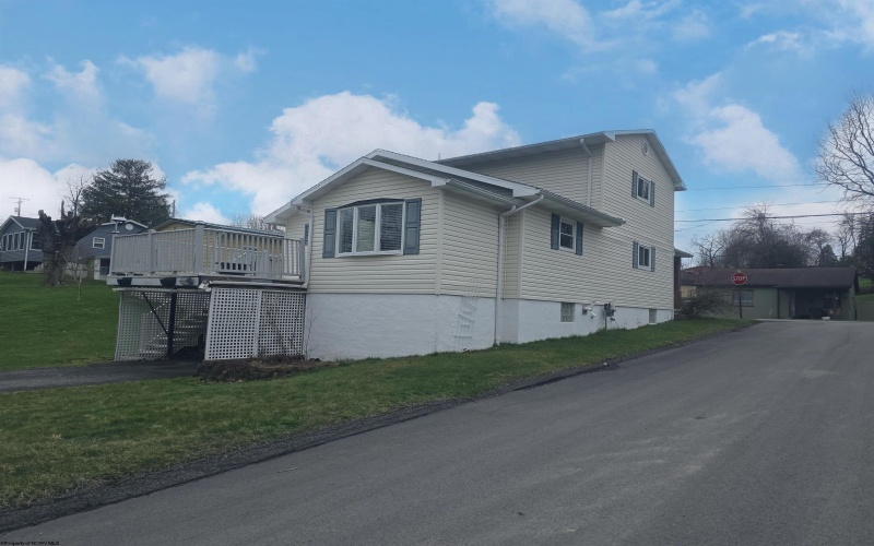 103 Williams Avenue, Kingwood, West Virginia 26537, 3 Bedrooms Bedrooms, 8 Rooms Rooms,2 BathroomsBathrooms,Single Family Detached,For Sale,Williams,10163818 103 Williams Avenue, Kingwood, West Virginia 26537, 3 Bedrooms Bedrooms, 8 Rooms Rooms,2 BathroomsBathrooms,Single Family Detached,For Sale,Williams,10163818