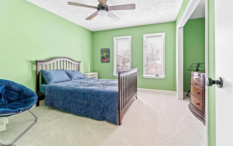 12 Cedarwood Drive, Morgantown, West Virginia 26505, 4 Bedrooms Bedrooms, 8 Rooms Rooms,3 BathroomsBathrooms,Single Family Detached,For Sale,Cedarwood,10163811