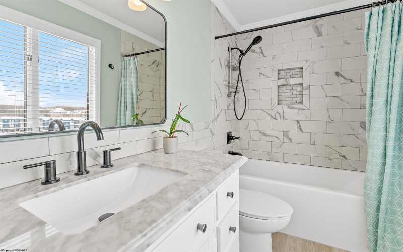 12 Cedarwood Drive, Morgantown, West Virginia 26505, 4 Bedrooms Bedrooms, 8 Rooms Rooms,3 BathroomsBathrooms,Single Family Detached,For Sale,Cedarwood,10163811