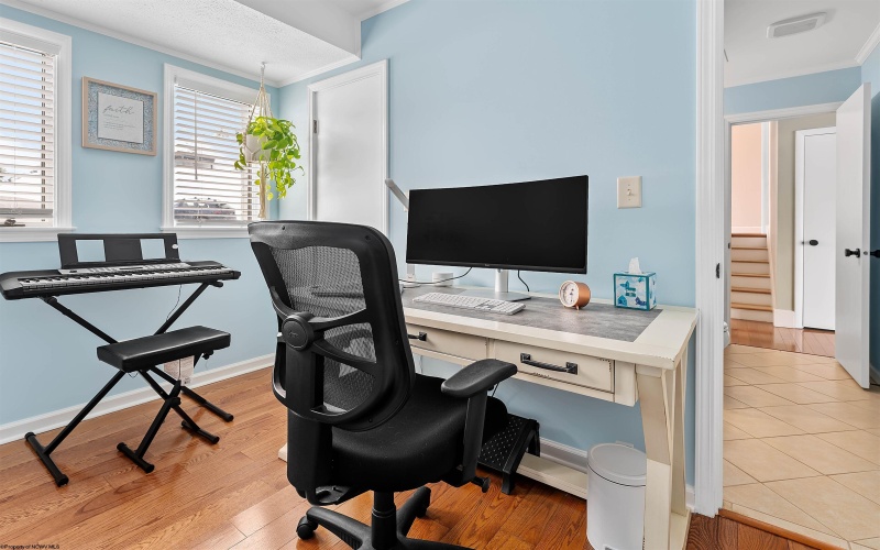 12 Cedarwood Drive, Morgantown, West Virginia 26505, 4 Bedrooms Bedrooms, 8 Rooms Rooms,3 BathroomsBathrooms,Single Family Detached,For Sale,Cedarwood,10163811