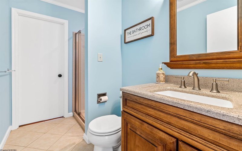 12 Cedarwood Drive, Morgantown, West Virginia 26505, 4 Bedrooms Bedrooms, 8 Rooms Rooms,3 BathroomsBathrooms,Single Family Detached,For Sale,Cedarwood,10163811