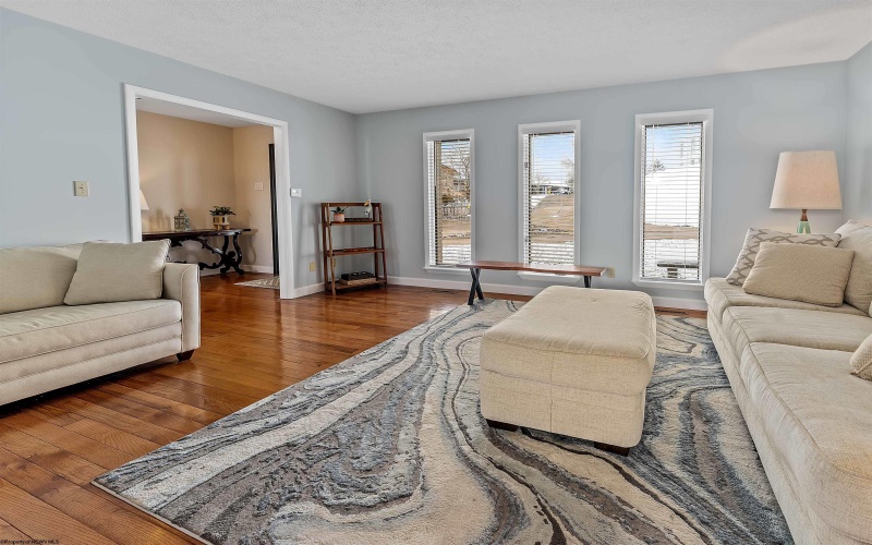 12 Cedarwood Drive, Morgantown, West Virginia 26505, 4 Bedrooms Bedrooms, 8 Rooms Rooms,3 BathroomsBathrooms,Single Family Detached,For Sale,Cedarwood,10163811