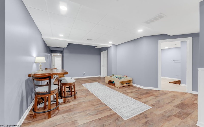 58 Edinburgh Lane, Rivesville, West Virginia 26588, 3 Bedrooms Bedrooms, 8 Rooms Rooms,3 BathroomsBathrooms,Single Family Detached,For Sale,Edinburgh,10163812