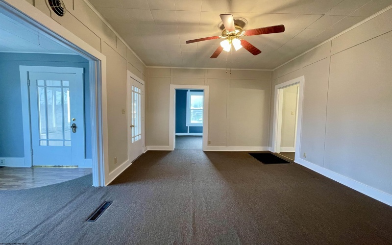 232 Wilson Street, Weston, West Virginia 26452, 3 Bedrooms Bedrooms, 6 Rooms Rooms,1 BathroomBathrooms,Single Family Detached,For Sale,Wilson,10163822