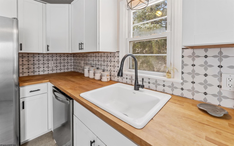 604 Callen Avenue, Morgantown, West Virginia 26501, 3 Bedrooms Bedrooms, 11 Rooms Rooms,2 BathroomsBathrooms,Single Family Detached,For Sale,Callen,10163821 604 Callen Avenue, Morgantown, West Virginia 26501, 3 Bedrooms Bedrooms, 11 Rooms Rooms,2 BathroomsBathrooms,Single Family Detached,For Sale,Callen,10163821