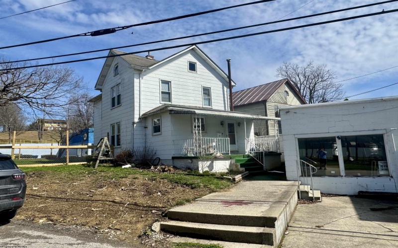 401 Lincoln Avenue, Elkins, West Virginia 26241, ,Multi-unit/income,For Sale,Lincoln,10163828