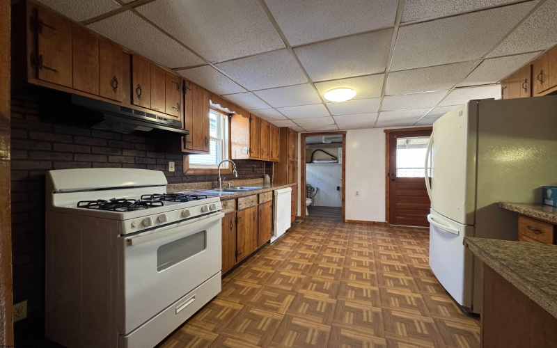 356 21st Street, Clarksburg, West Virginia 26301, 4 Bedrooms Bedrooms, 6 Rooms Rooms,1 BathroomBathrooms,Single Family Detached,For Sale,21st,10163827