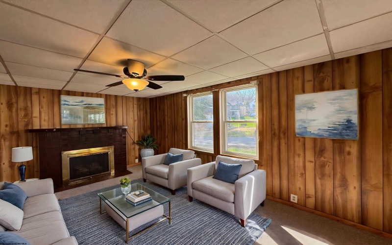 356 21st Street, Clarksburg, West Virginia 26301, 4 Bedrooms Bedrooms, 6 Rooms Rooms,1 BathroomBathrooms,Single Family Detached,For Sale,21st,10163827