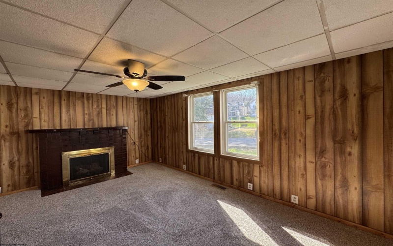 356 21st Street, Clarksburg, West Virginia 26301, 4 Bedrooms Bedrooms, 6 Rooms Rooms,1 BathroomBathrooms,Single Family Detached,For Sale,21st,10163827