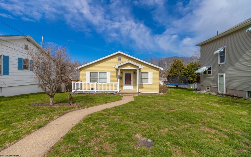 315 Alexander Avenue, Clarksburg, West Virginia 26301, 2 Bedrooms Bedrooms, 6 Rooms Rooms,2 BathroomsBathrooms,Single Family Detached,For Sale,Alexander,10163824